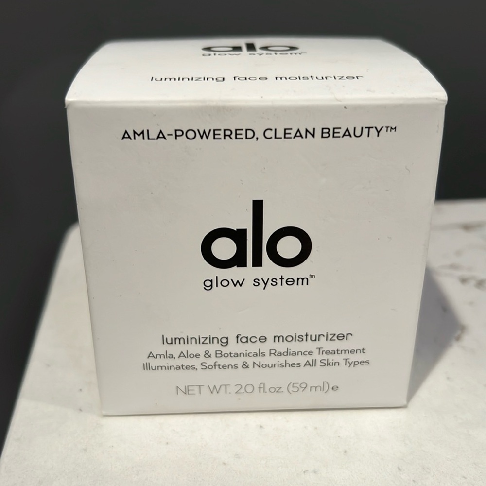 Alo Luminizing Facial Moisturizer